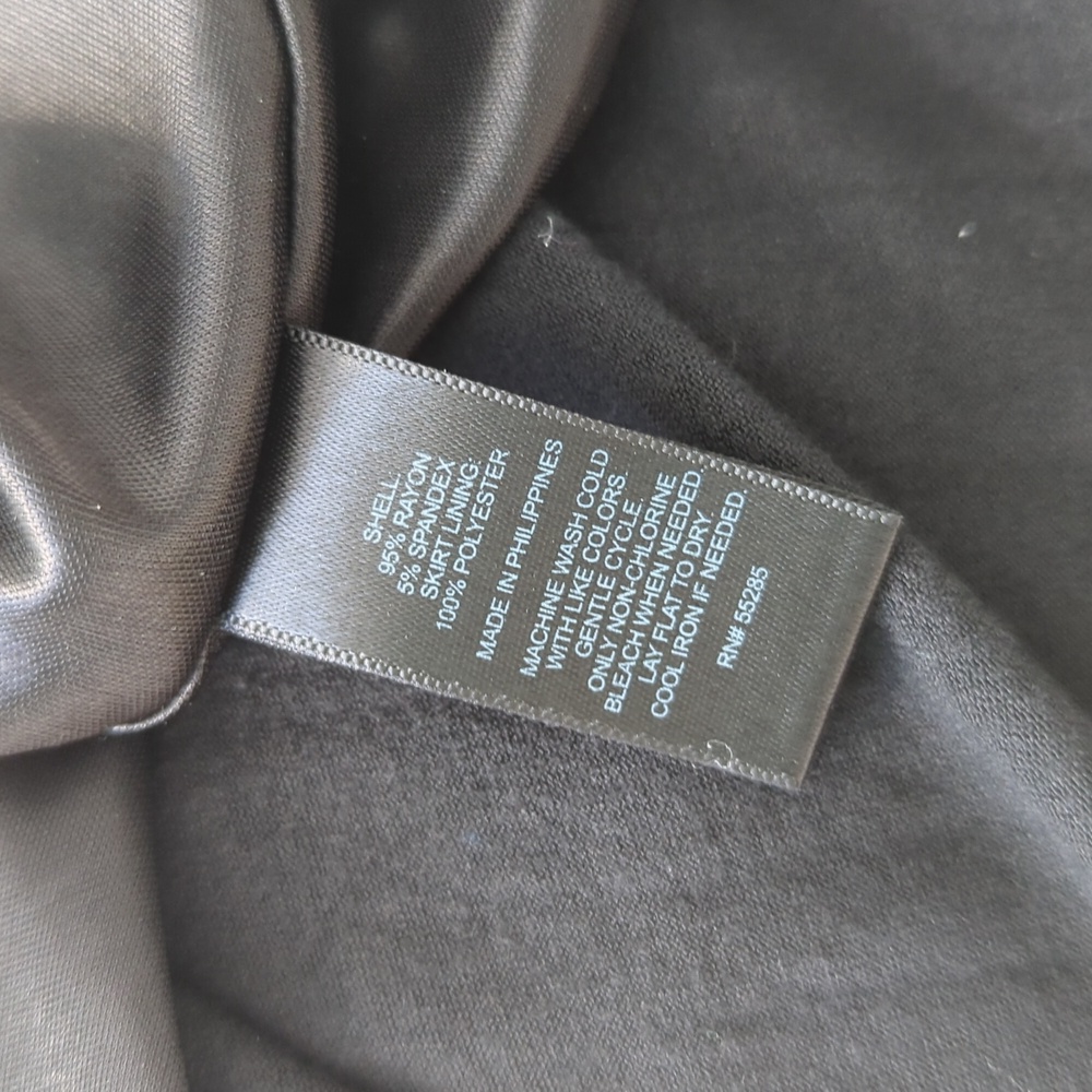 Dress - Picture 5 of 6